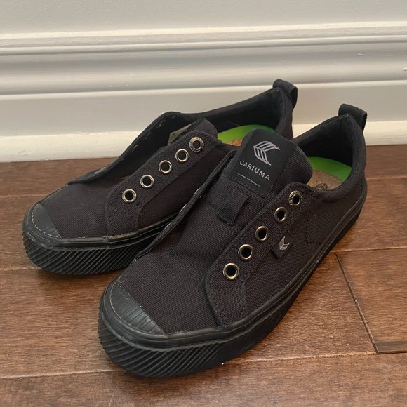 CARIUMA All Black Canvas sz 5 - Picture 3 of 11